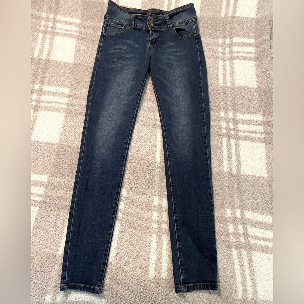 Skinny jeans. EUC. Size 7. Ci Sono